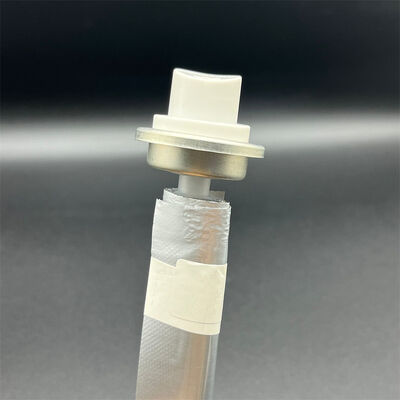 ฝาครอบวาล์วสเปรย์พริกไทยแบบเมียขนาดกะทัดรัด พร้อมกลไกการล็อคที่ปลอดภัย